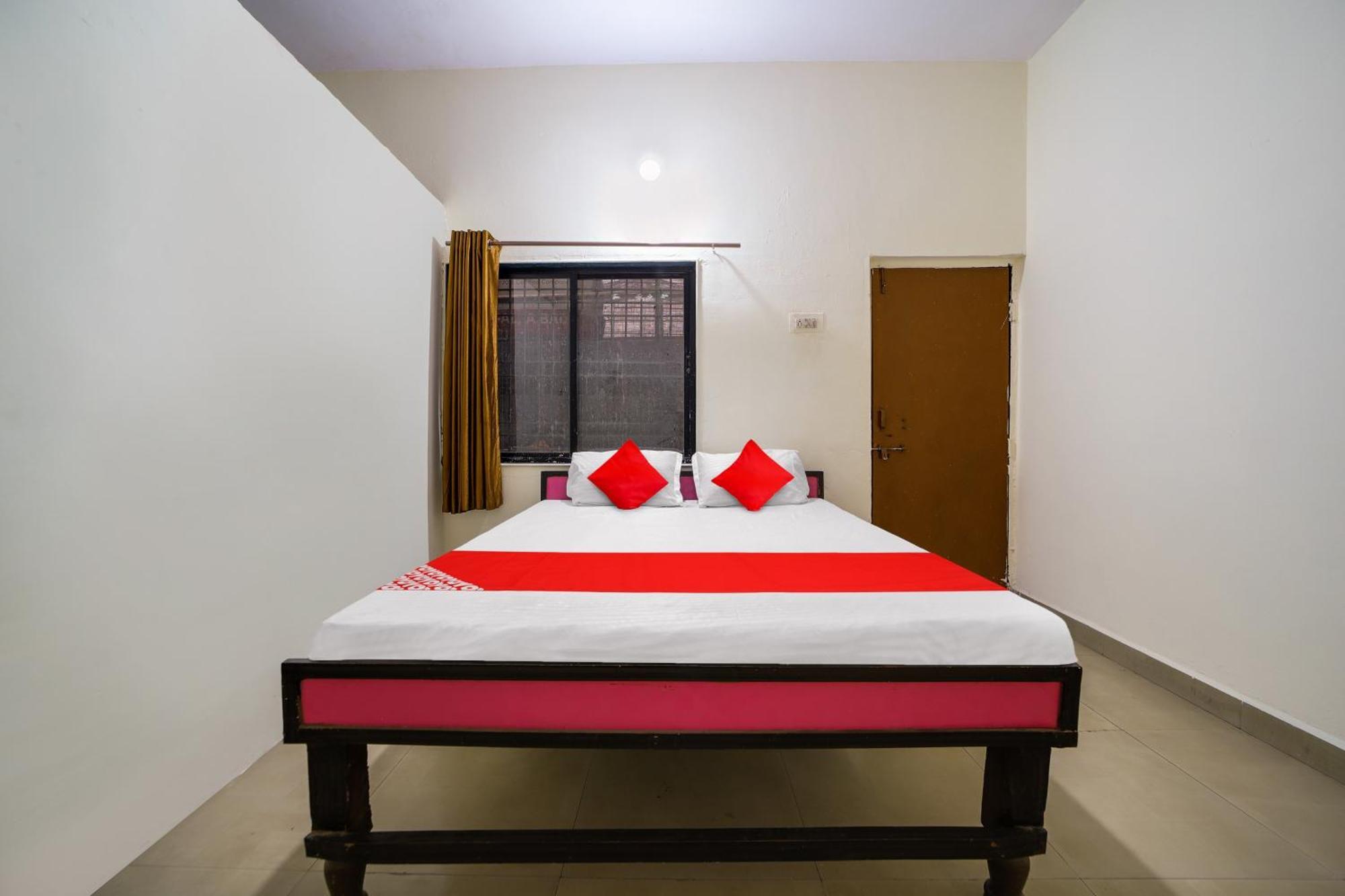 Oyo Flagship Hotel The Grand Lotus アウランガーバード エクステリア 写真